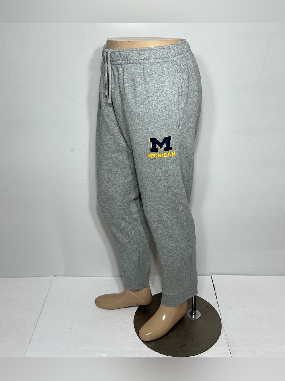 Nike Air Jordan Michigan Wolverines Gray Fleece Jogger Training Sweatpants Men M